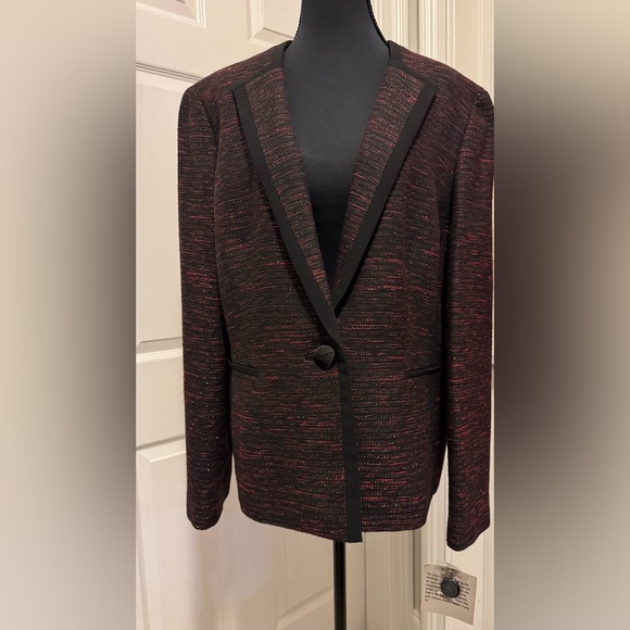 Kasper Jackets & Blazers - Kasper Black and Red Blazer Tailored Suit Jacket